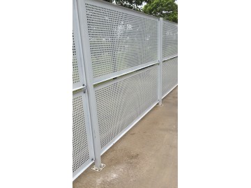 沖孔板護欄網(wǎng)